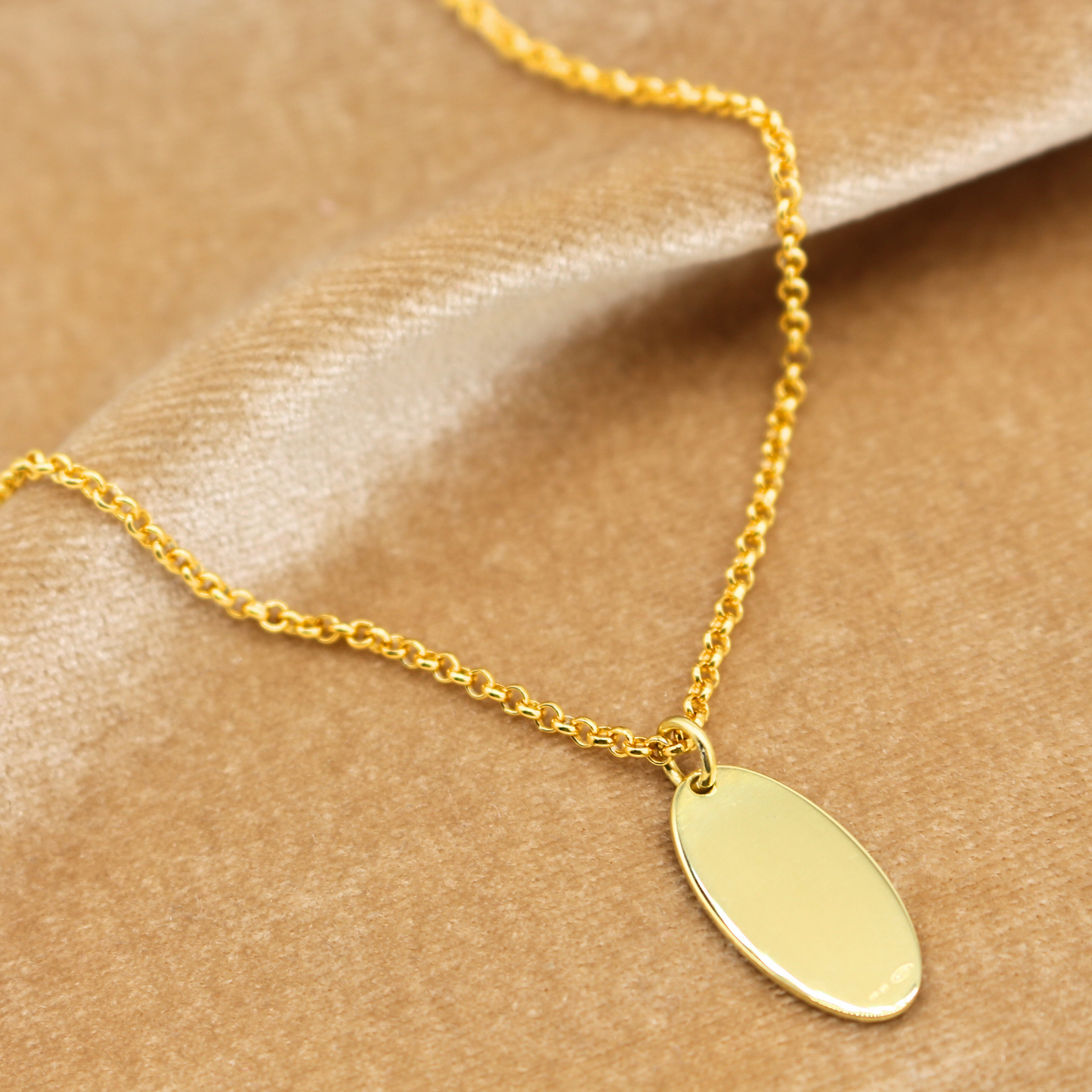 Collana Rolò 2mm con Charm Ovale