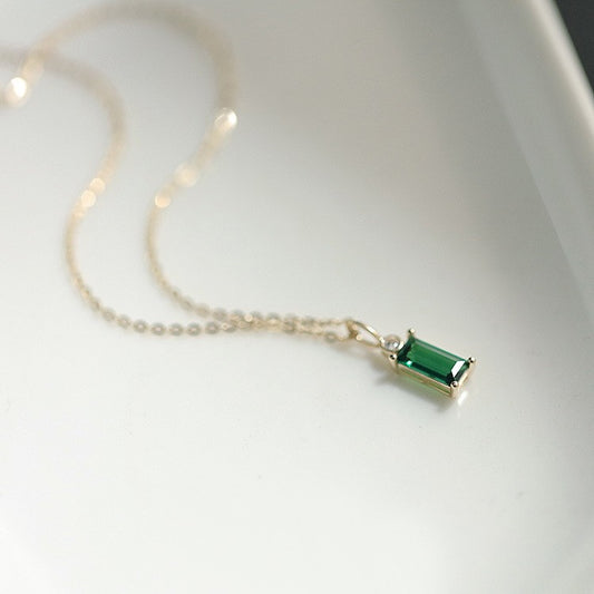 Green Baguette Necklace and Light Point