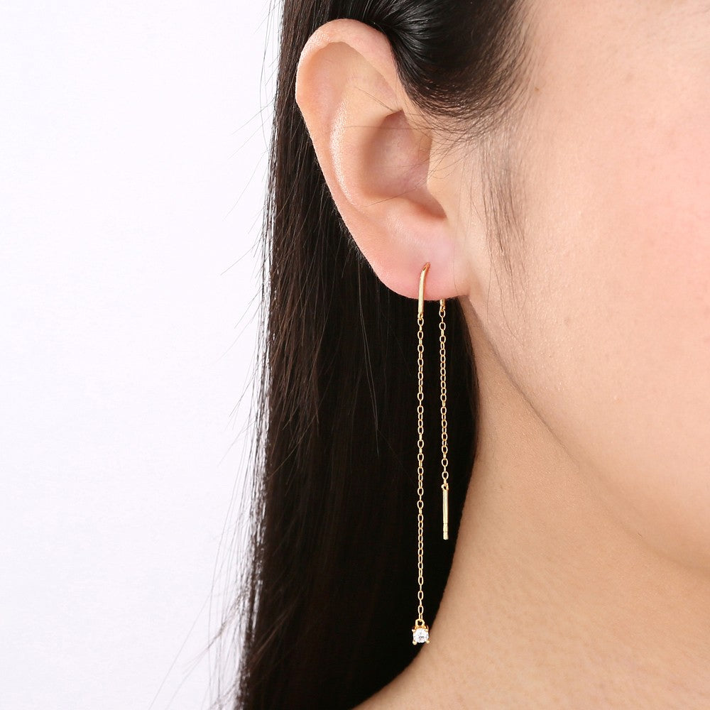 Single earring light point up and down