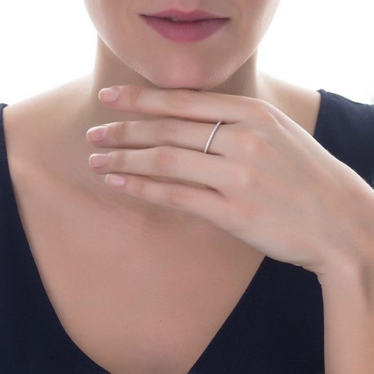 Slim Eternity Veretta Ring